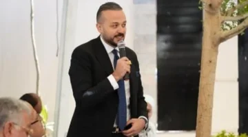 رئيس بعثة الجزائر.. الأهلي يمنح محمد الجارحي مهمة قيادة الفريق في المواجهة المرتقبة